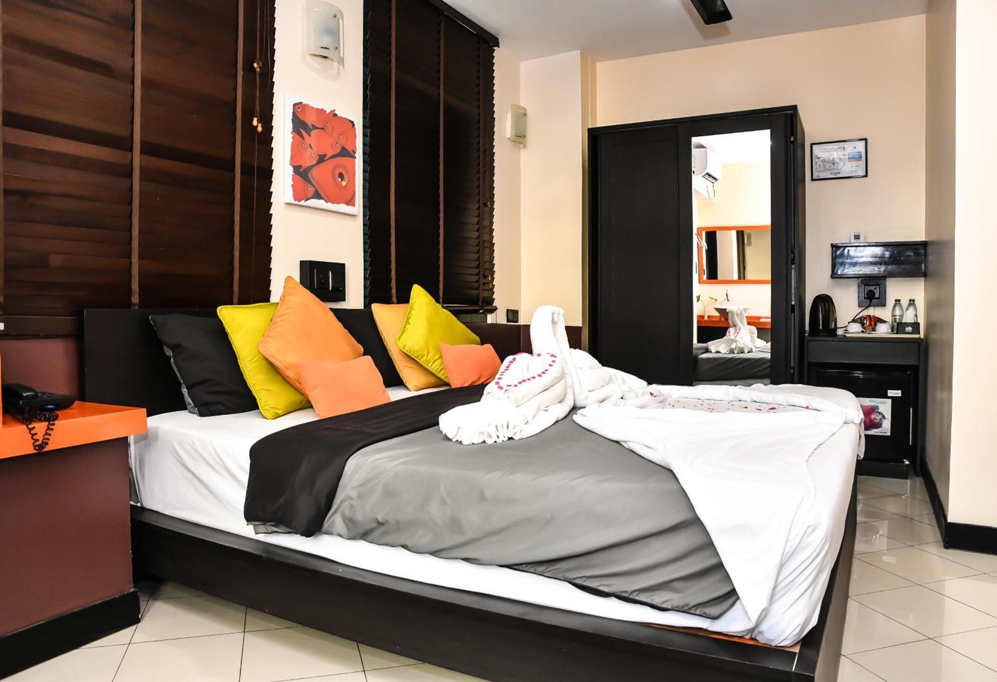 เดอะ บีฮีฟ โฮเต็ล Hotel มาเล ภายนอก รูปภาพ