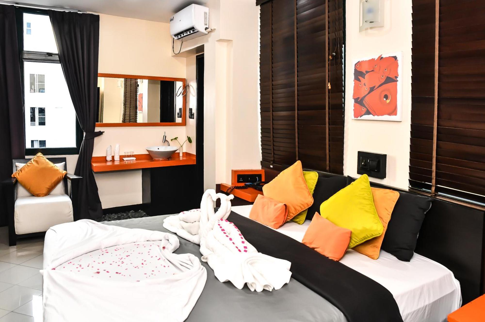 เดอะ บีฮีฟ โฮเต็ล Hotel มาเล ภายนอก รูปภาพ