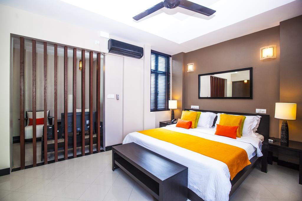 เดอะ บีฮีฟ โฮเต็ล Hotel มาเล ภายนอก รูปภาพ